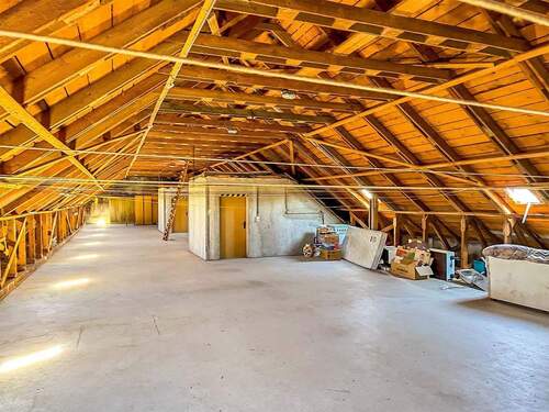 27_4.jpg - Etagenwohnung mit 1,53 m&sup2; in Markneukirchen zum Kaufen