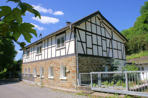 2547_Wohnhaus_Ruppichteroth (93) - 9 Zimmer Einfamilienhaus in Ruppichteroth