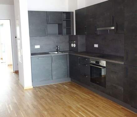 Einbauküche - Etagenwohnung mit 90,00 m&sup2; in Frankfurt am Main zur Miete