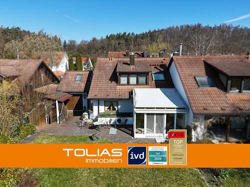 Titelbild - Zwischen Bodensee und Bergkulisse - vielseitiges Haus in ruhiger Lage mit Garten & Einliegerwohnung