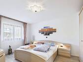 Schlafzimmer EG - 