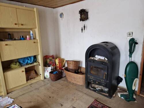 Wohnzimmer - 3 Zimmer Einfamilienhaus in Waltershausen