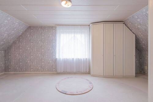 Schlafzimmer DG - 