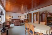 Wohn- und Esszimmer - 