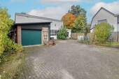 Hofeinfahrt - 