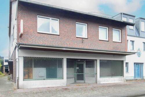 Straßenansicht - 