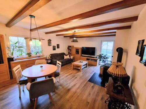 Wohnzimmer und Kamin - 