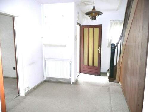 im Hausflur Erdgeschoß - 