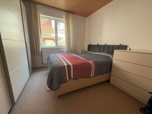 Schlafzimmer - 3 Zimmer Etagenwohnung zum Kaufen in Nienburg