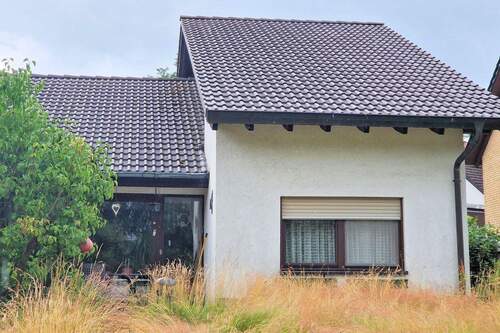 Rückansicht - 5 Zimmer Mehrfamilienhaus, Wohnhaus zum Kaufen in Nümbrecht