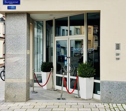 Eingang barrierefrei - 1 Zimmer Büro zur Miete in Schweinfurt