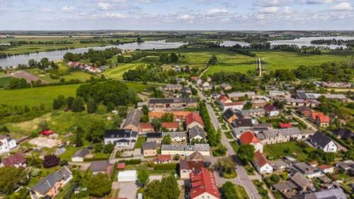 Vogelperspektive Grundstück & Umgebung - 