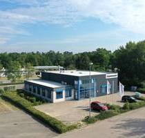 Flexibel nutzbare Büro-, Werkstatt-, Lagerimmobilie mit Klima, Rampe, Ölabscheider, Stellplätze - Güstrow