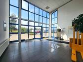 Eingangsbereich - Halle in Güstrow