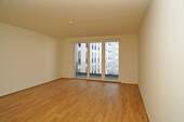 Wohnen - 4 Zimmer Etagenwohnung in Dresden