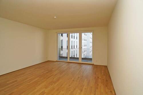 Wohnen - 4 Zimmer Etagenwohnung in Dresden