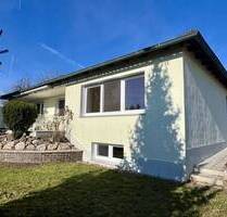 Familienfreundliches Einfamilienhaus mit Einliegerwohnung in ruhiger, gut angebundener Lage - Hausen Großmuß