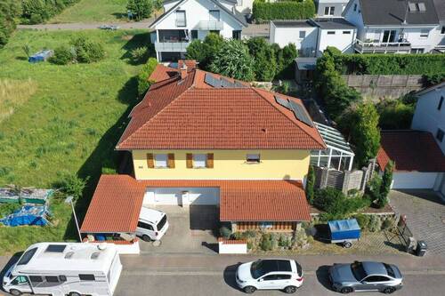 Hausansicht - 5 Zimmer Bungalow zum Kaufen in Kraichtal OT Münzesheim