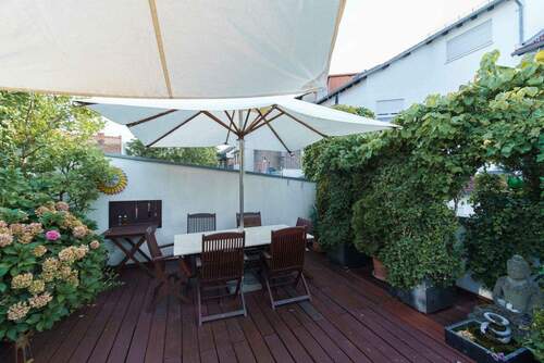 Exklusive Dachterrasse: Privates Grün-Oase - 