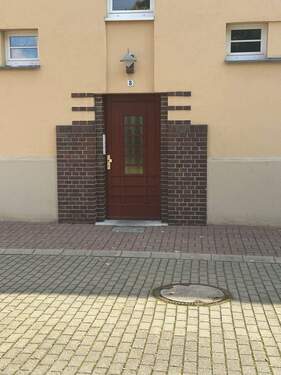Hauseingang - 3 Zimmer Etagenwohnung in Plauen