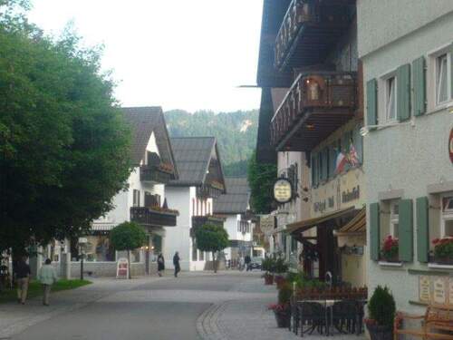Ortsbilder Fi 007.jpg - Gewerbeobjekt (Büro, Produktion, Verkauf) in Fischen im Allgäu zur Miete