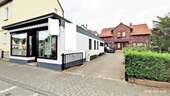 1 - TOP - 2-Familienanwesen + Laden, Hof, Carport und Garten