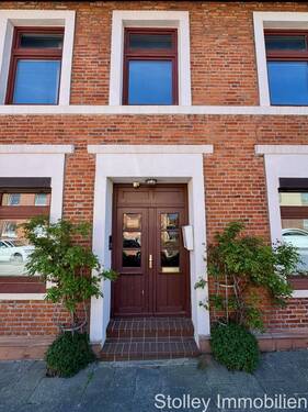 Haustür - Sonniges 3-Familienhaus im Herzen von Kiel-Wellingdorf