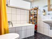 Badezimmer - Etagenwohnung mit 82,00 m&sup2; in Hameln zum Kaufen