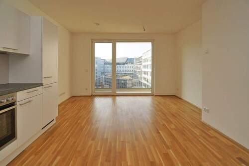 Wohnen - 4 Zimmer Etagenwohnung in Dresden