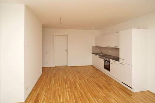 Wohnen - Etagenwohnung mit 94,90 m² in Dresden zur Miete