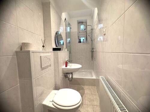 fghf - 3 Zimmer Etagenwohnung zum Kaufen in Aachen