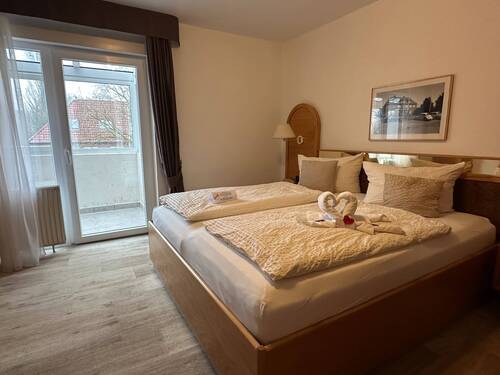 Doppelzimmer mit Balkon - 