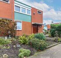 Gestaltungspotenzial: Sanierungsbedürftiges Reihenendhaus mit Garten - Lauenburg/Elbe