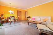 Wohnzimmer - 3 Zimmer Etagenwohnung zum Kaufen in Pohlheim