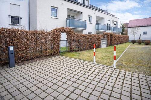 Garten zum Innenhof - 2 Zimmer Etagenwohnung in Augsburg