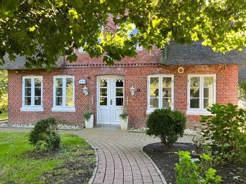 Eingangsbereich - 8 Zimmer Einfamilienhaus zum Kaufen in Simonsberg