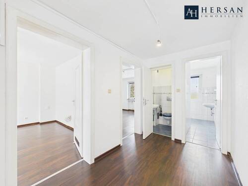 Flur - Etagenwohnung mit 65,00 m&sup2; in Alsdorf zum Kaufen