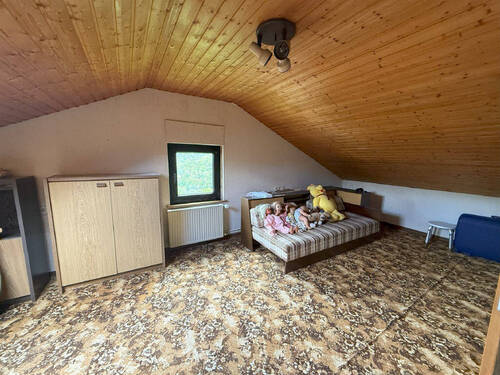 Kinderzimmer - 5 Zimmer Einfamilienhaus zum Kaufen in Montabaur