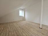 5. Zimmer oder 5. 6. und 7. Zimmer im Dachgeschoss - 