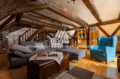 Titelbild - Galerie-Wohnung mit historischem Altbauflair