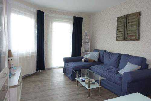 1. Ausgang zum Balkon -Wohn- - Etagenwohnung mit 46,00 m² in Kröpelin zur Miete