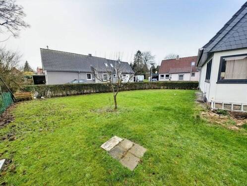 Ihr Garten - Einfamilienhaus mit 71,00 m&sup2; in Schleswig zum Kaufen