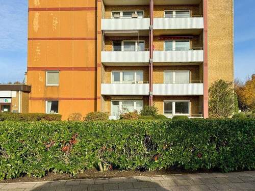 Außenansicht - 3 Zimmer Etagenwohnung zum Kaufen in Husum