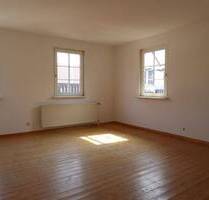 Nieheim - 3 Zimmer Wohnung - 400,00&nbsp;EUR Kaltmiete, ca.&nbsp; 73,00&nbsp;m&sup2;&nbsp;Wohnfl&auml;che in Nieheim (PLZ: 33039)