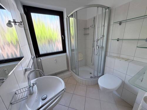 Duschbad - Etagenwohnung mit 87,70 m&sup2; in Hamburg zur Miete