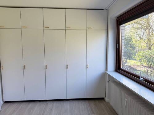 Einbauschrank im Schlafzimmer - 