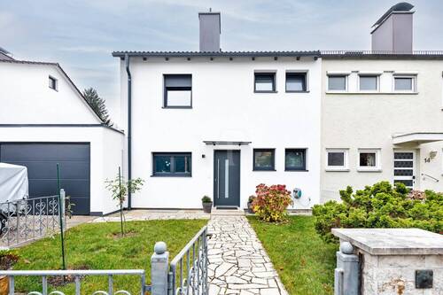 Aussenansicht - 5 Zimmer Doppelhaushälfte zum Kaufen in Planegg