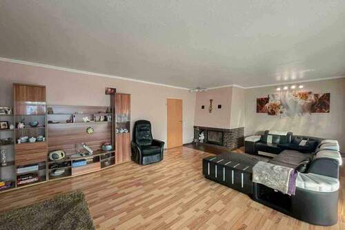 Wohnzimmer_1_Whg_EG - 