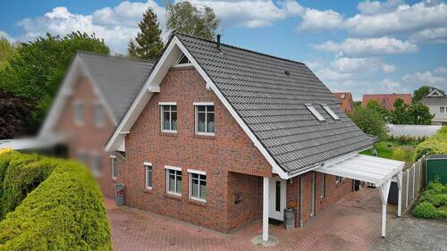 Vorderansicht - Friedrichsfehn! Moderne Doppelhaushälfte in gefragter Lage