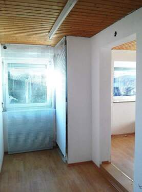 Büro für ein Zimmer Erdgeschoß - 